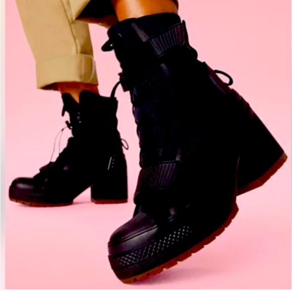 Converse All Star GR82 - Women’s Sneaker Boots - Size 9 Black - Picture 1 of 16